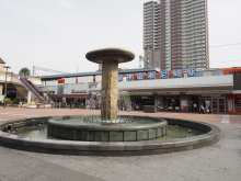阪神尼崎駅西口 北側広場 噴水