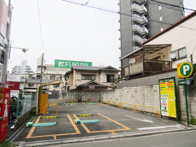 三井のリパーク 京橋駅前第３駐車場