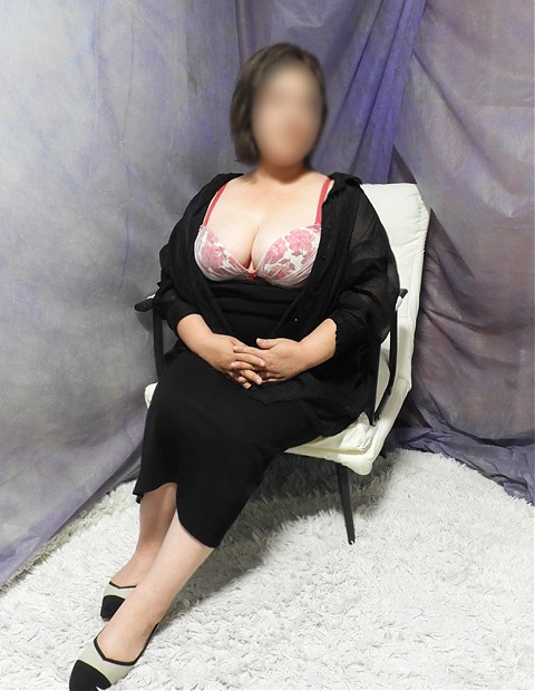 爆乳&美人な新人奥様入店です~♪