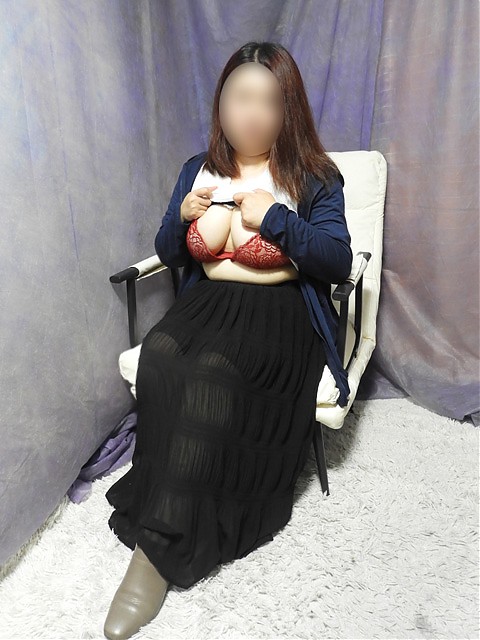 せいら(入店2日目)